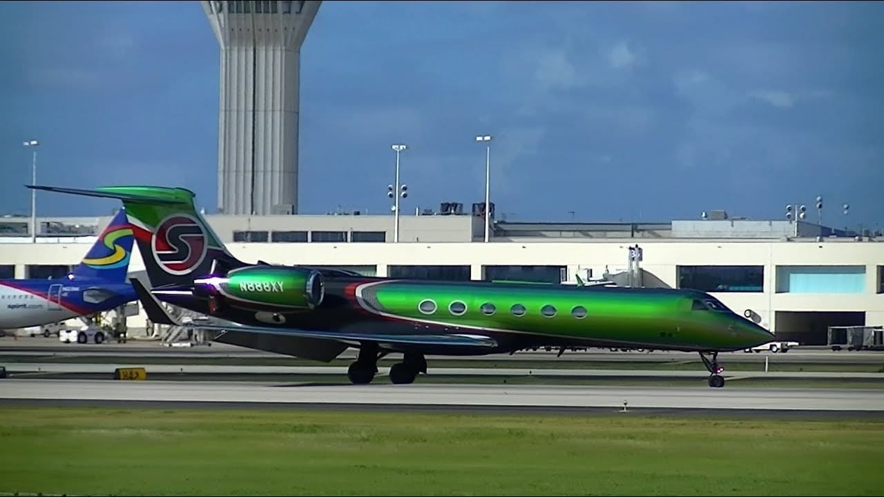 TJSJ Spotting: SexyJet & Private Jets!