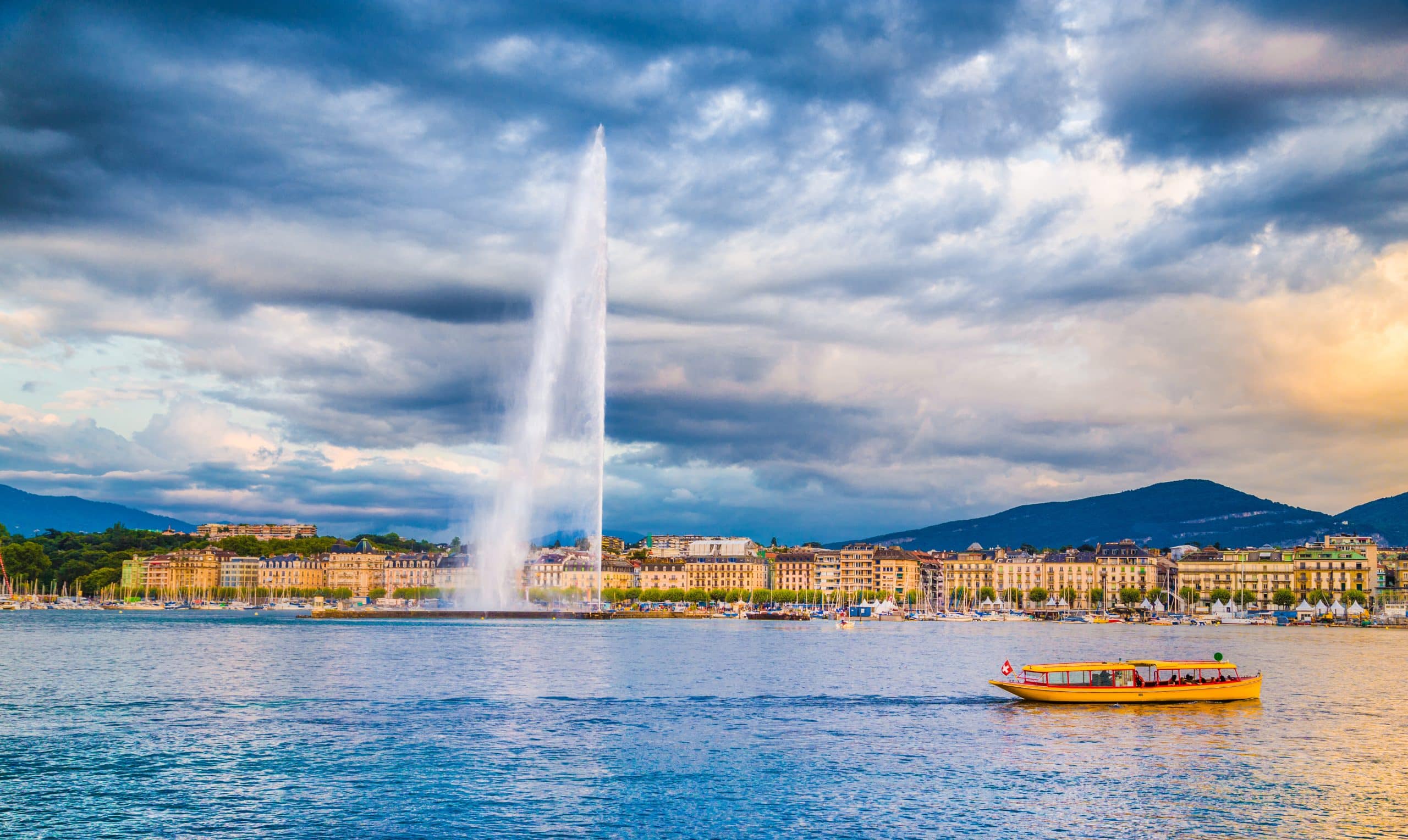 Geneva Fountain at Geneve lake