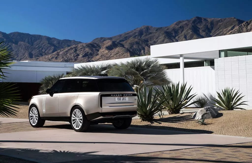 Range Rover SV