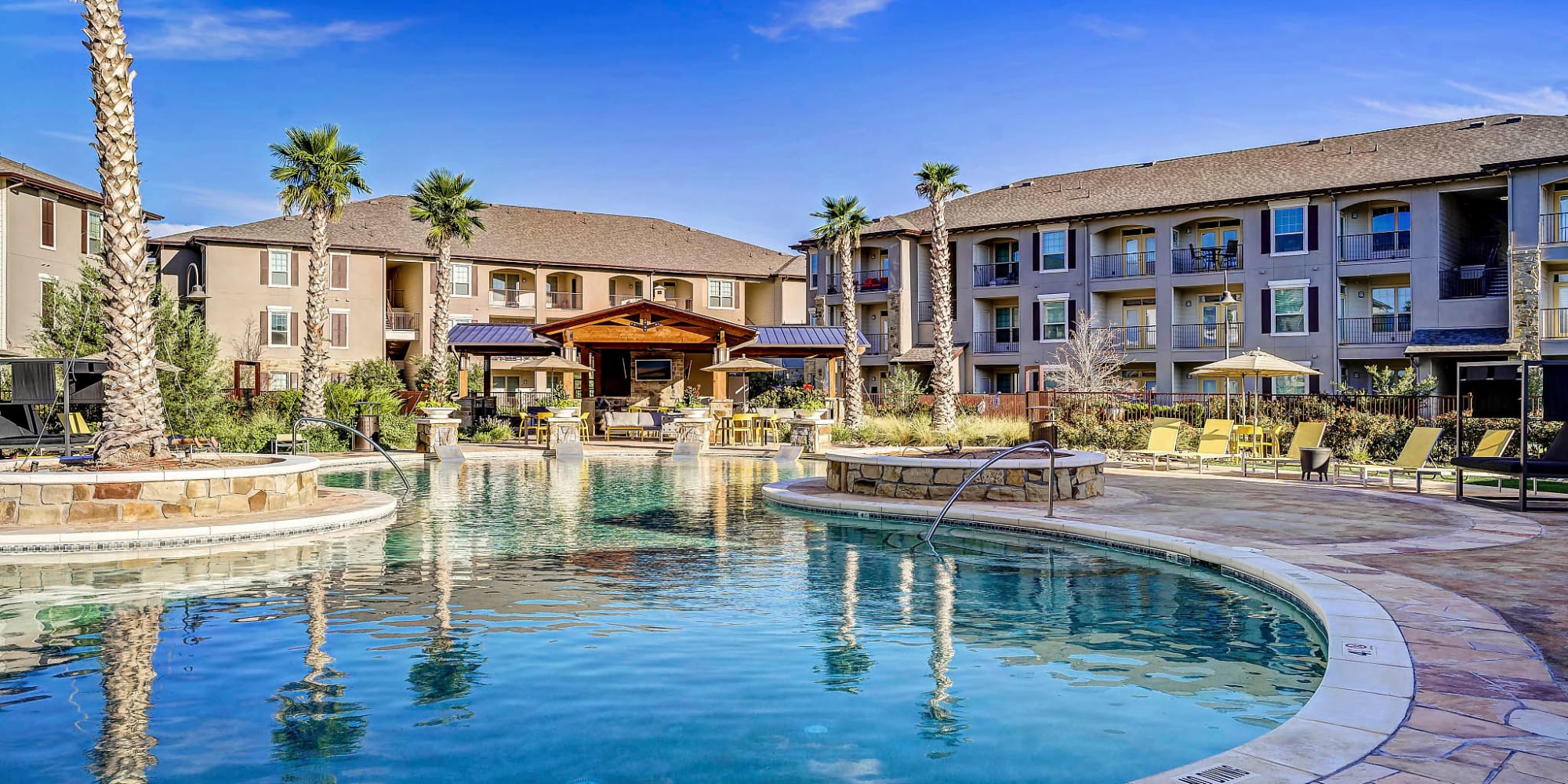 Sunset Lodge Apartments - Midland, TX