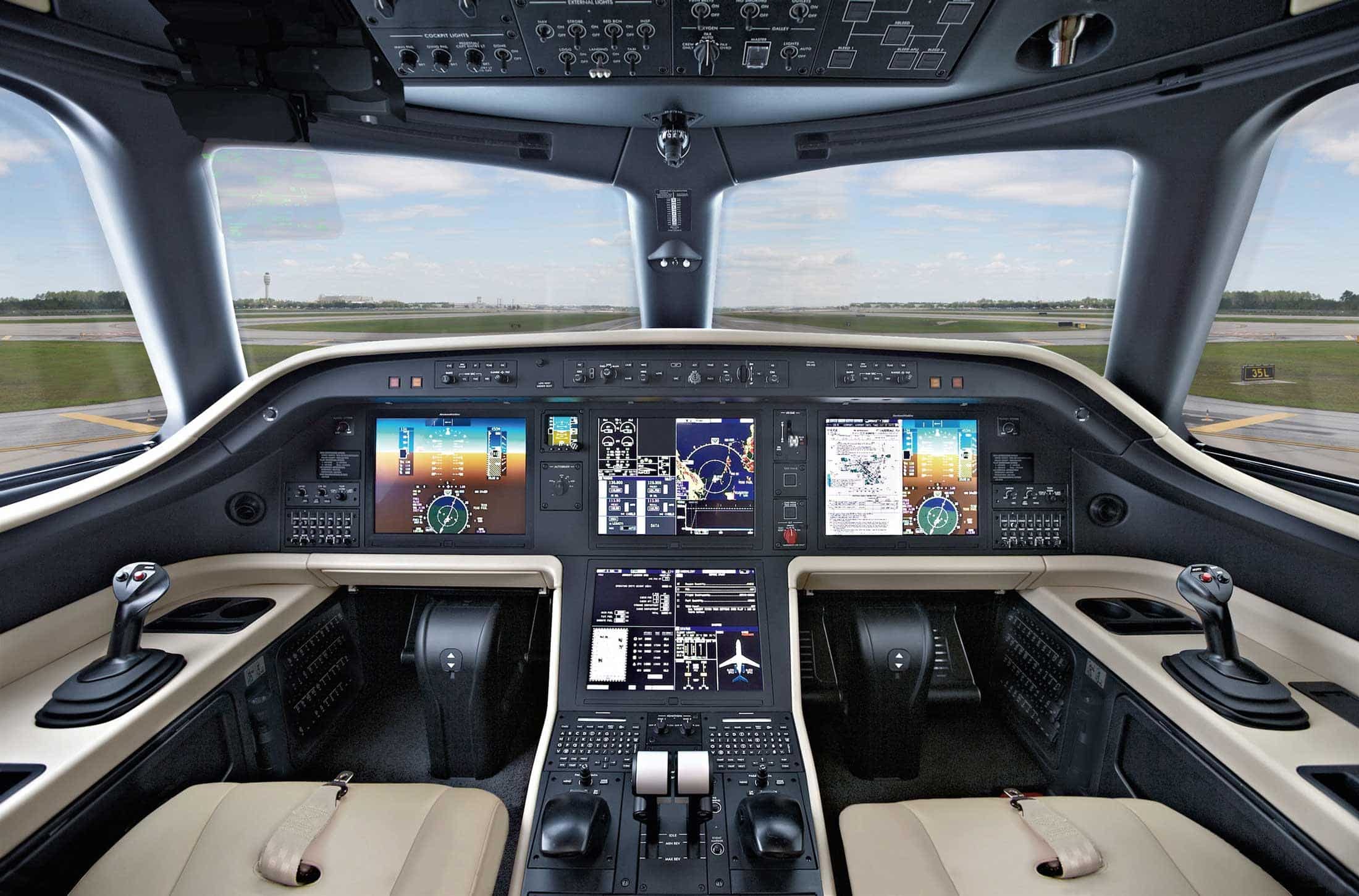 Praetor 600 cockpit