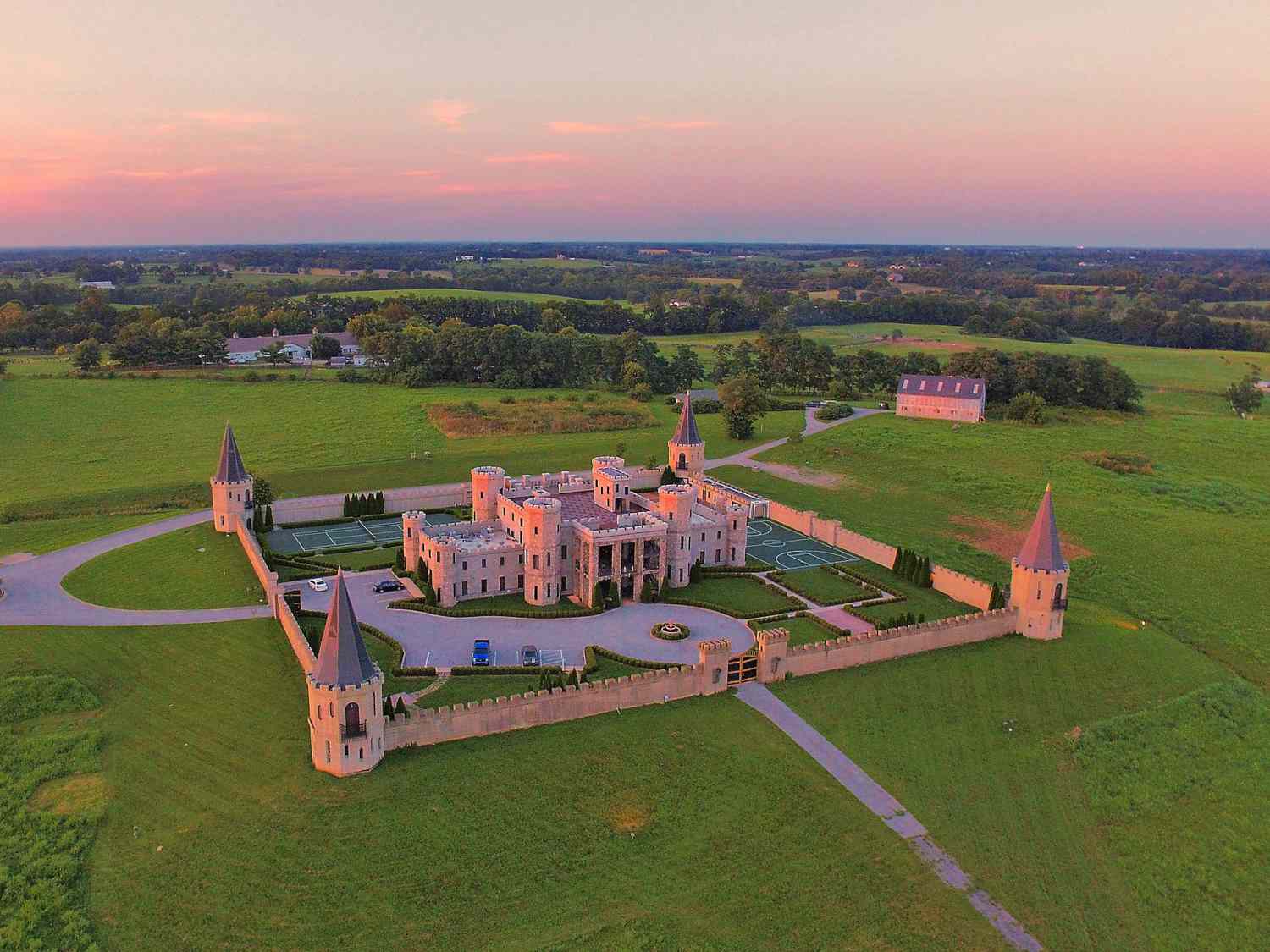 The Kentucky Castle - Lexington, KY