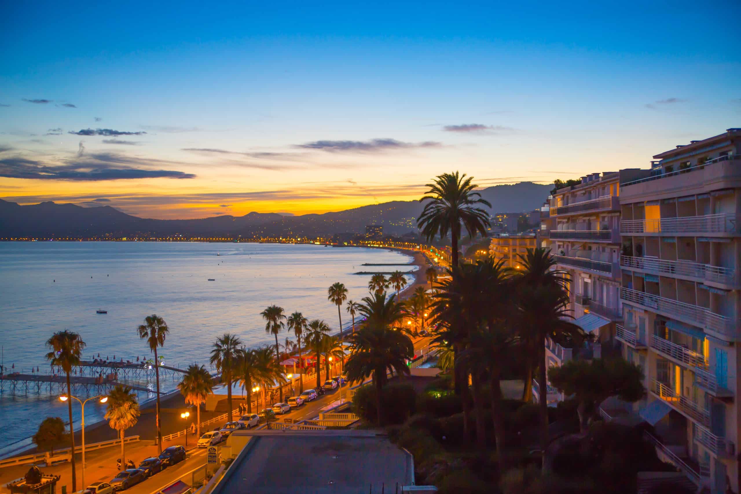 Cannes Bay Sunset. Fly Private to Cannes