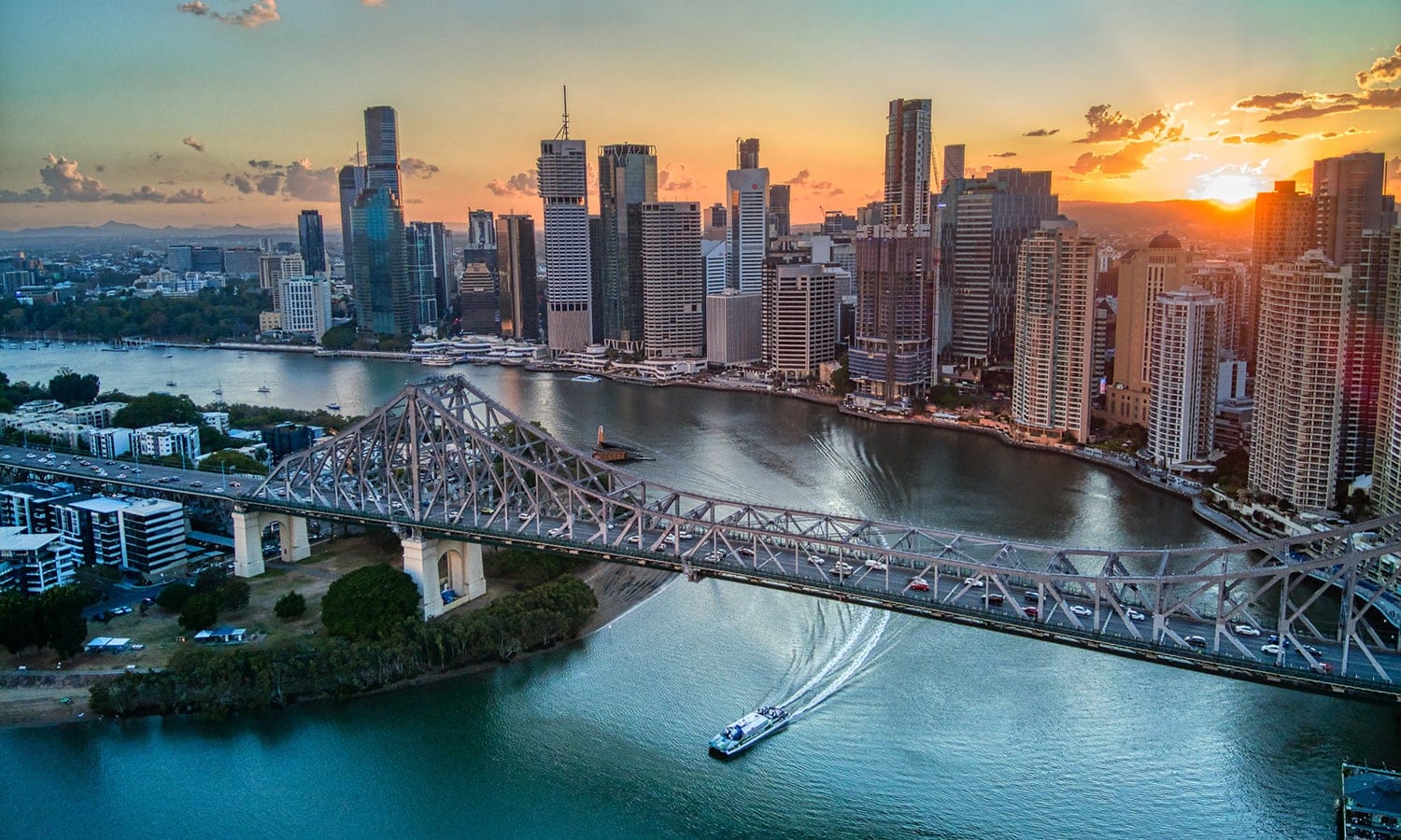 Story Bridge. Fly Private to Brisbane