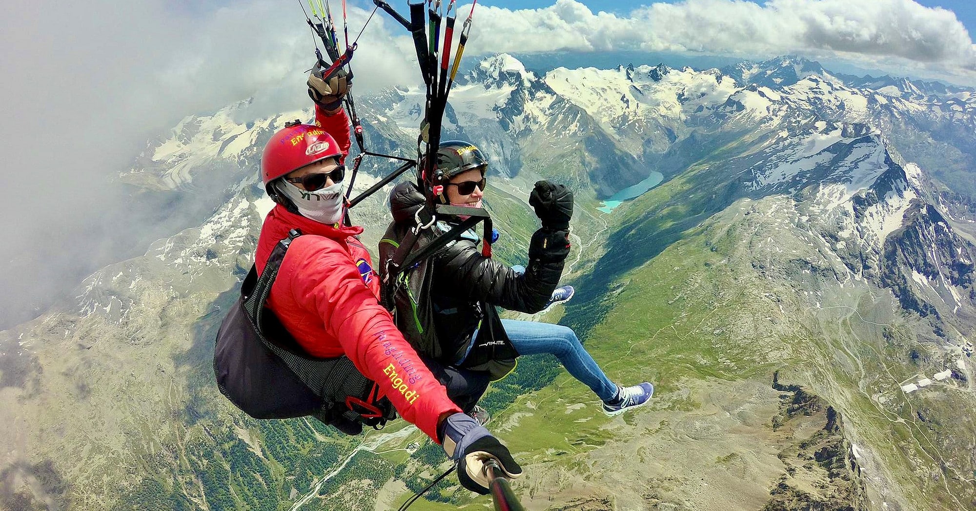 Paragliding in Samedan. Fly Private to Samedan