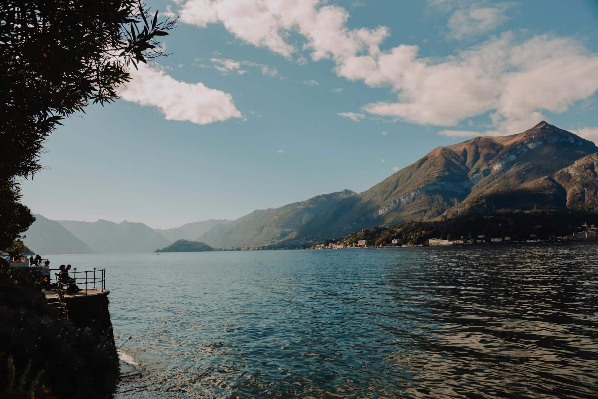 Lake Como, Credit to Gil Garza, Pexels