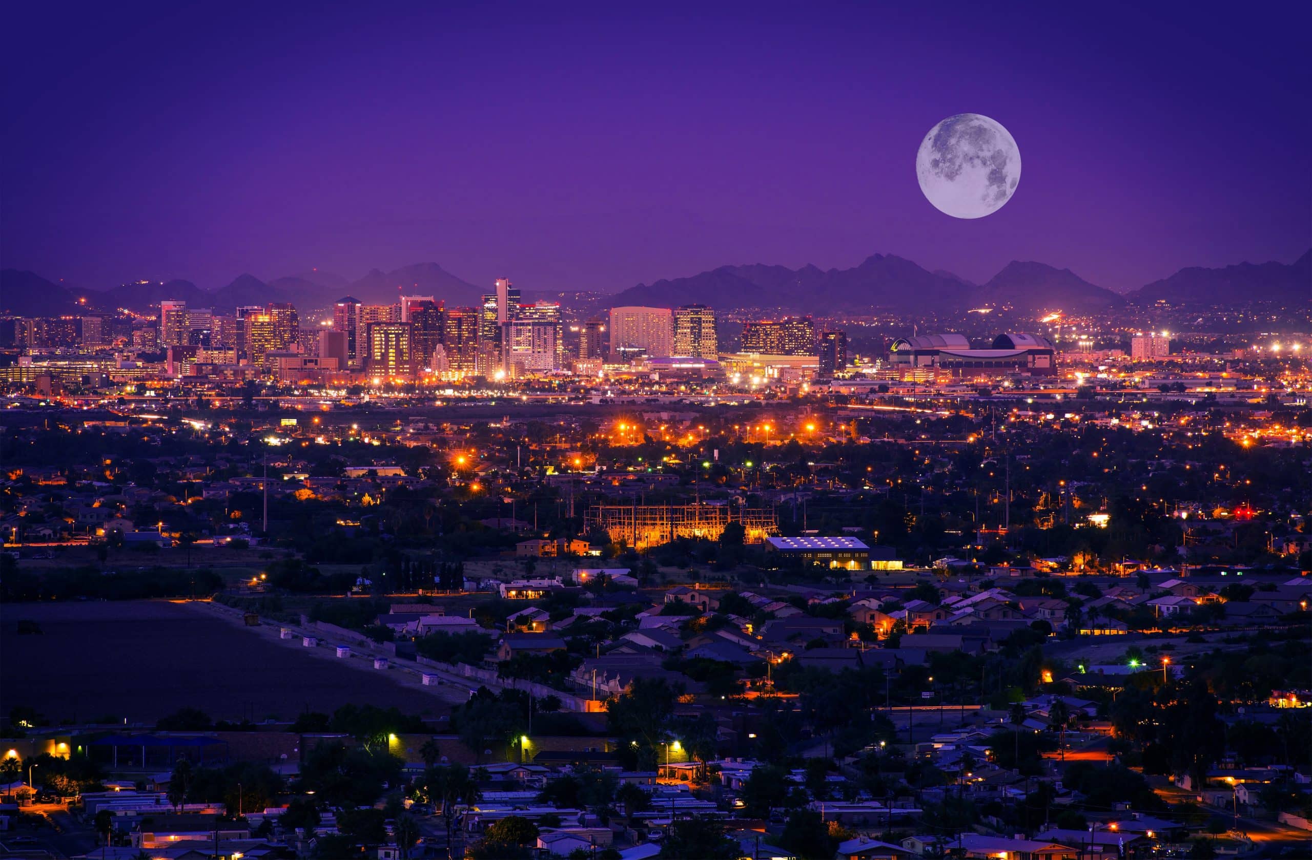 Phoenix Skyline. Fly private from Phoenix to Los Angeles